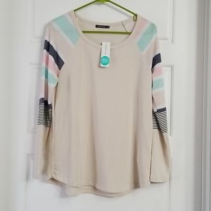 Pink Clover knit top